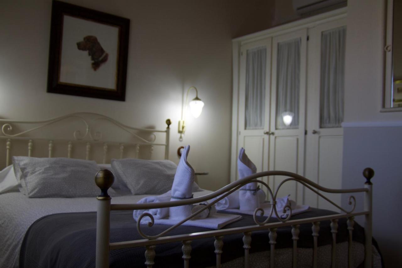 La Jara Casa Rural Guest House Hinojosa del Duque Luaran gambar