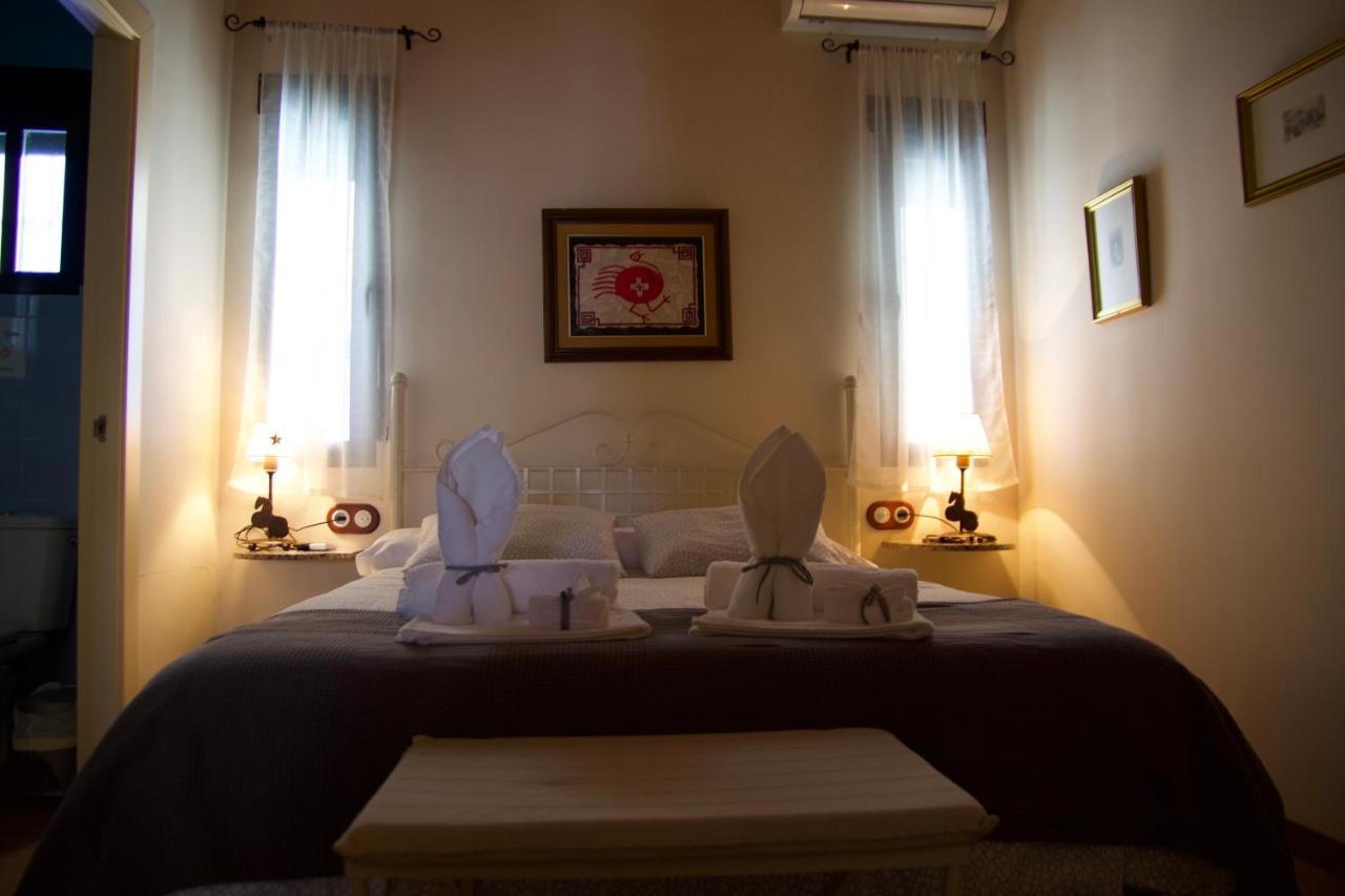 La Jara Casa Rural Guest House Hinojosa del Duque Luaran gambar